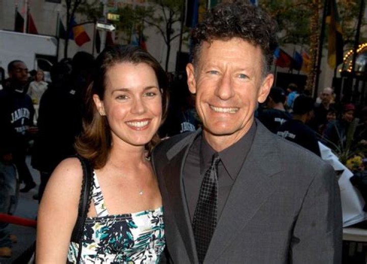 
American Singer Lyle Lovett’s Twin Children Love New Wife April Kimble 