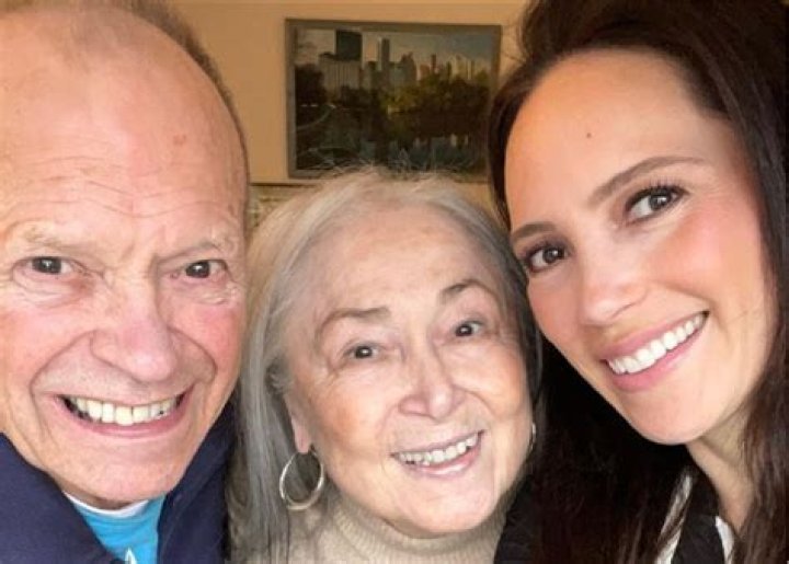 
Davina Potratz Ethnicity Parents Husband And Net Worth 2023 