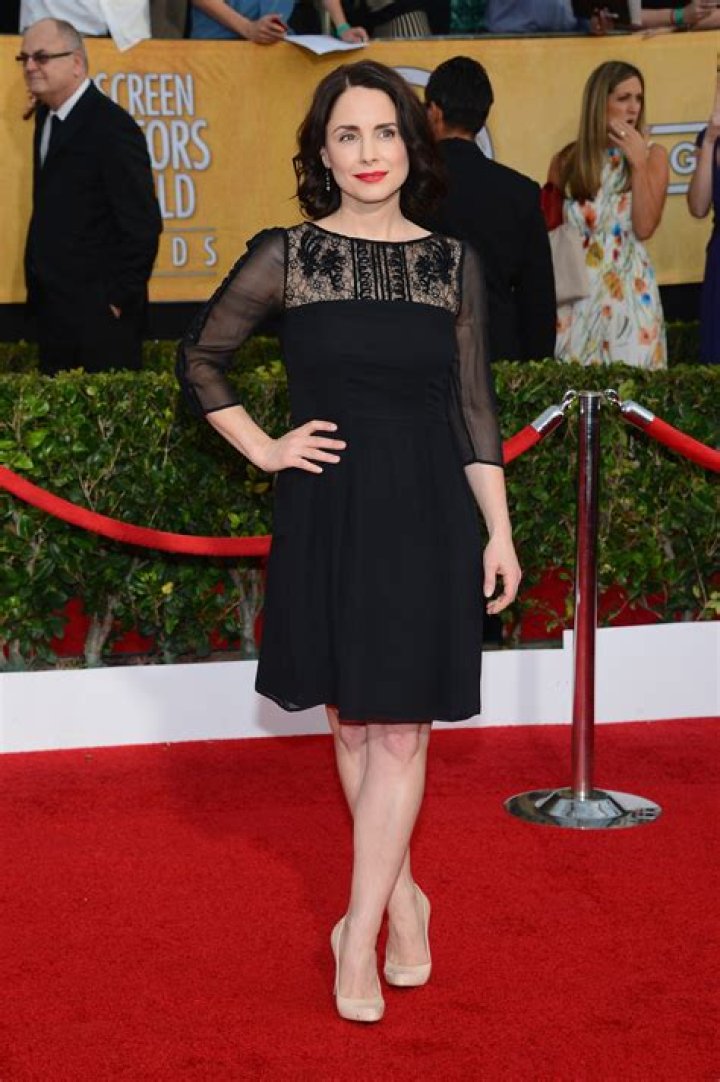 
Deborah Fraser Height, Weight, Net Worth, Age, Birthday, Wikipedia, Who, Nationality, Biography 