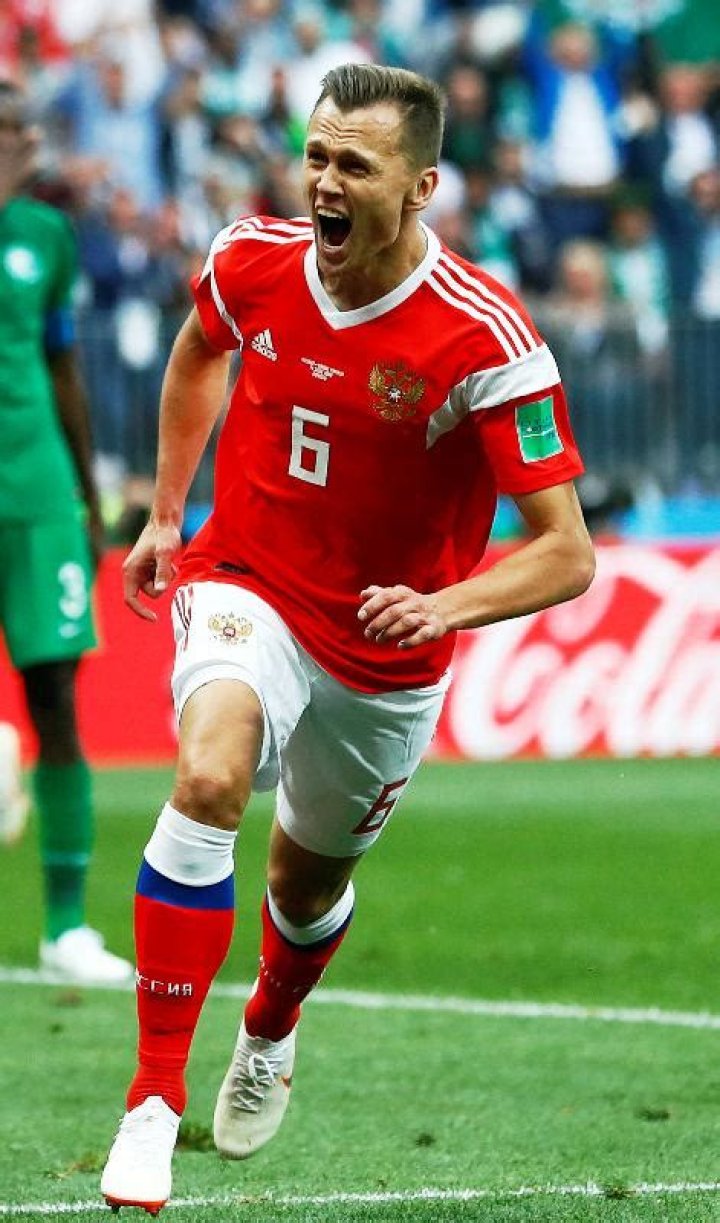 
Denis Cheryshev Height, Weight, Net Worth, Age, Birthday, Wikipedia, Who, Nationality, Biography 