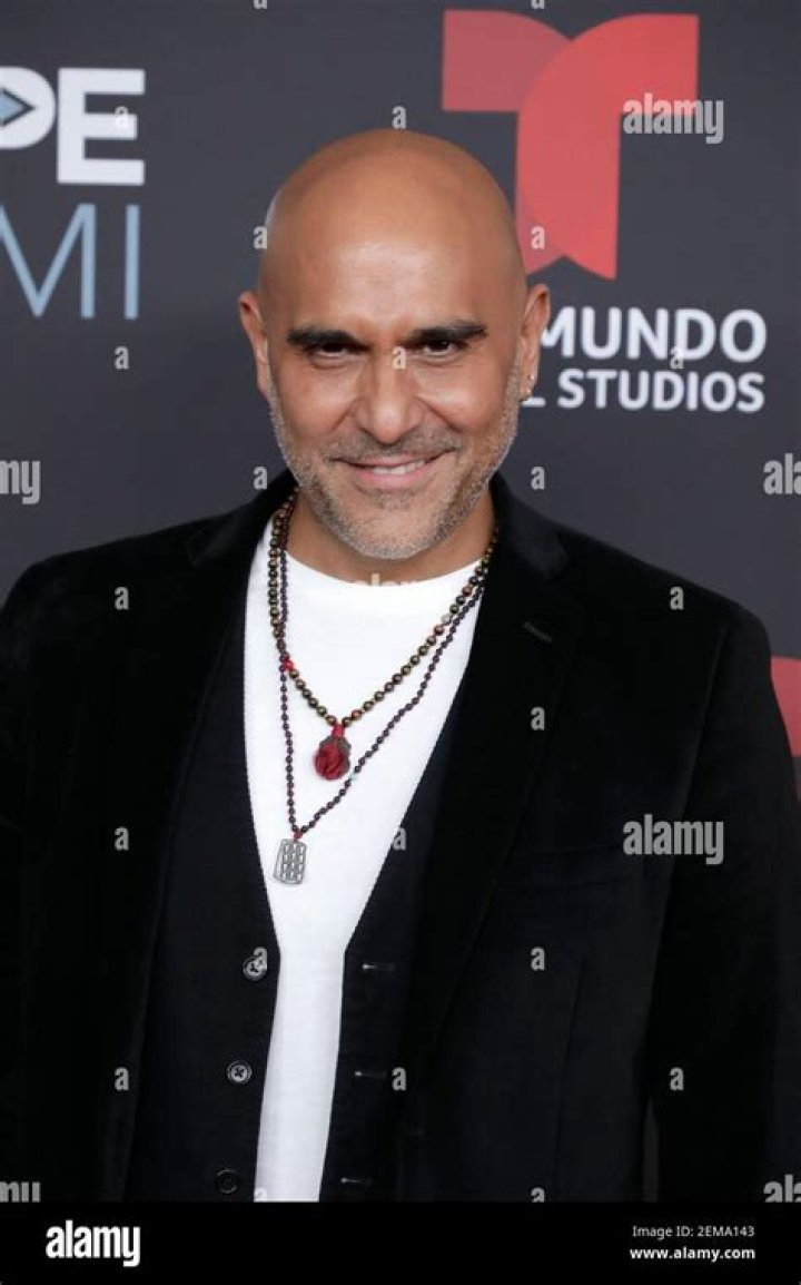 Héctor Suárez Gomís Height, Weight, Net Worth, Age, Wiki, Who, Instagram, Biography