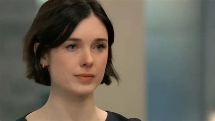 Is Kelly Monaco Really Leaving General Hospital? Lindsay Hartley Steps In The Sam McCall Character