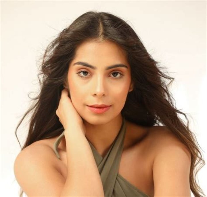Ishmeet Kaur Height, Weight, Net Worth, Age, Birthday, Wikipedia, Who, Nationality, Biography