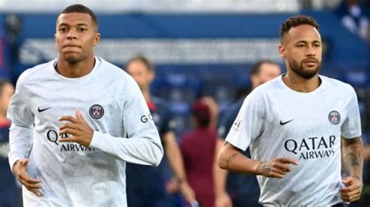 
Kylian Mbappe Admits Relationship With Neymar Is ‘Hot & Cold’ 