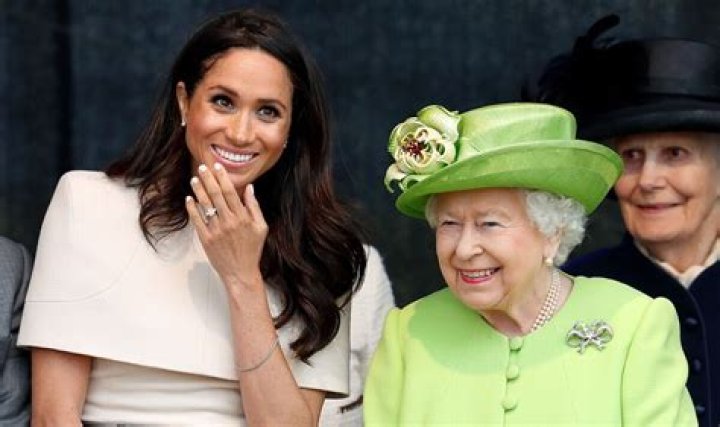 
Meghan Markle Says She ‘Rarely Wore Color’ as Working Royal to ‘Blend In’ with Royal Family 