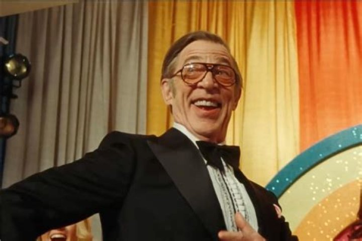 Milton Berle Height, Weight, Net Worth, Age, Birthday, Wikipedia, Who, Nationality, Biography