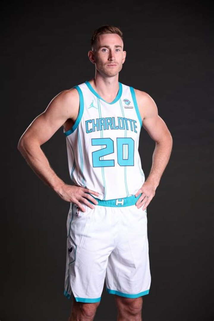 Mira Hayward Height, Weight, Net Worth, Age, Birthday, Wikipedia, Who, Nationality, Biography