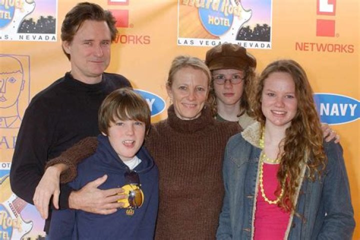 
Molly Hurwitz Family | Father Larry Hurwitz And Mother Amy Niles 