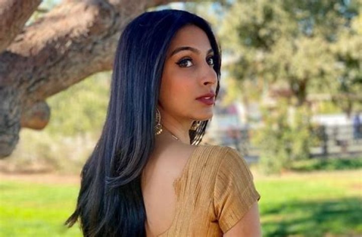 
Simmi Singh Height, Weight, Net Worth, Age, Birthday, Wikipedia, Who, Nationality, Biography 