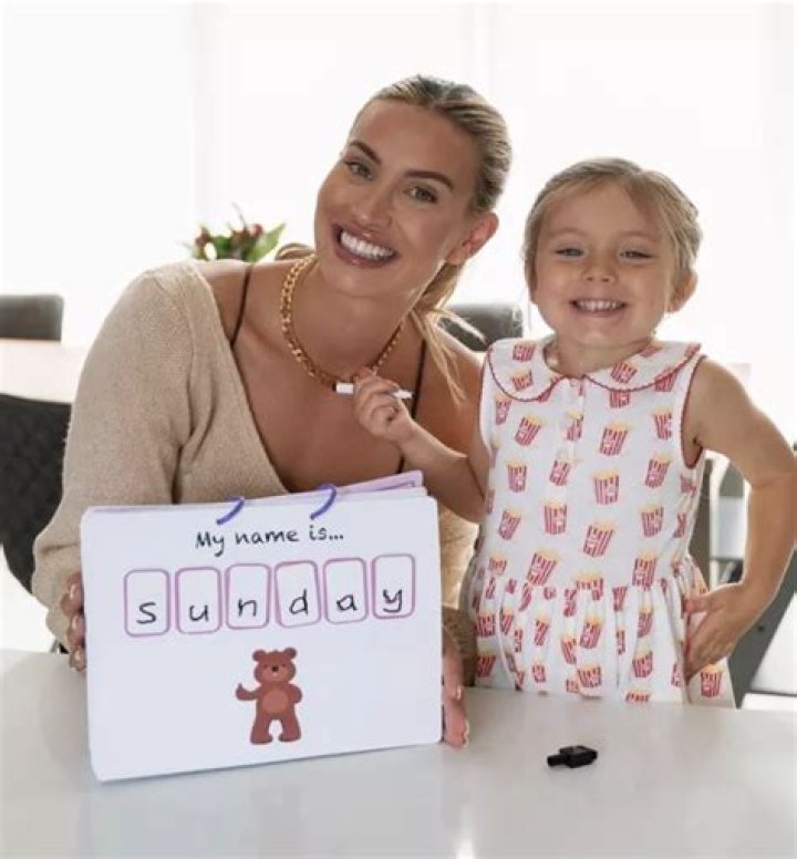 Sunday Skye McCann Height, Weight, Net Worth, Age, Birthday, Wikipedia, Who, Instagram, Biography