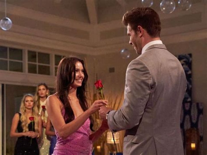 
Why did Greer think Zach would eliminate her from The Bachelor? Episode 5 red rose ceremony result explored 
